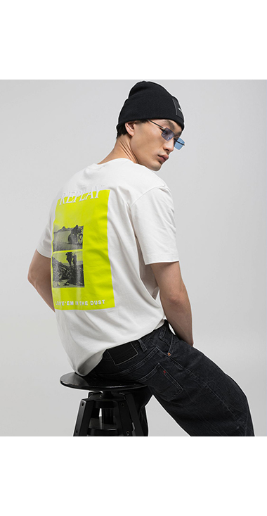 リラックスフィット ベーシックジャ－ジーコットンプリントTシャツ 詳細画像